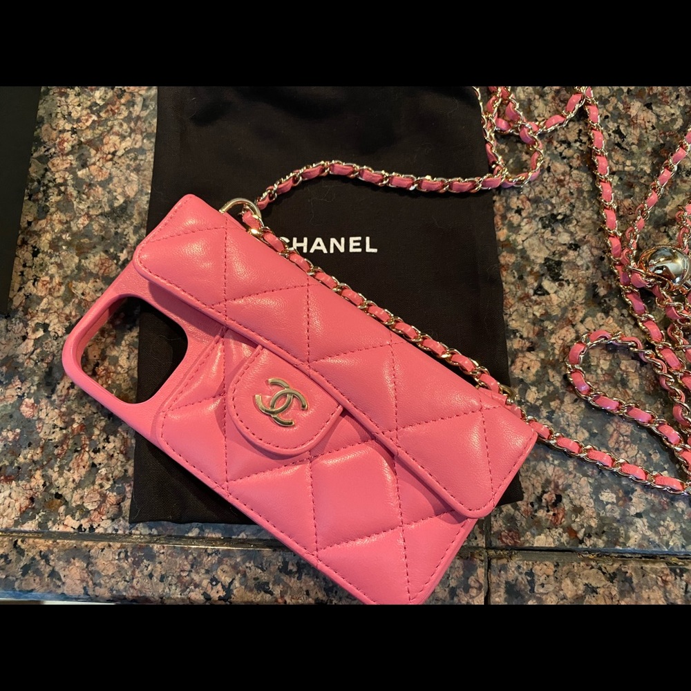 Chanel iPhone Pro Case with Gold Chain Pink